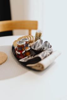 The Black & White - Svolio Hospitality - Komotini - 8