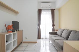 Cozy 2BR Apartment at M-Town Residence near Summarecon Mall By Travelio - 8