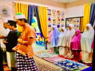 HOMESTAY CIKGU NORa near UTHM KPTM KKTM IPG Moslim onli - Kampong Seri Gading - 7