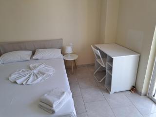 Central Cozy Apartment - 6