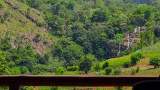 Ella Lovers View Cabins - 6