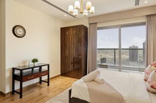 Cozy 2BR in Elite Downtown Residence with Canal view - Dubai - 5