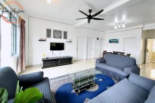 Tiara Homestay 2 with 3 Bedroom, Unlimited Wifi - Brinchang - 0