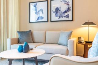 Chic apartment for 4 with Burj Khalifa views - Dubai - 6