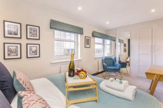Coach House Loft - York - 0