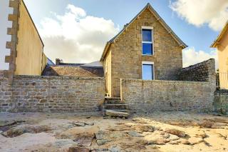 La Maison de la Plage - vue mer, 5' du port, 6 personnes - 0