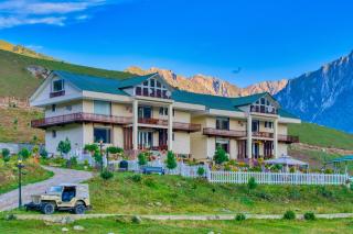 Golden Meadows Hotels & Resorts - Sonāmarg - 8