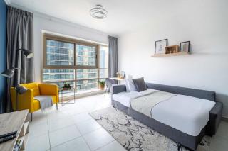 Frank Porter - Marina Quays West Tower - Dubai - 4