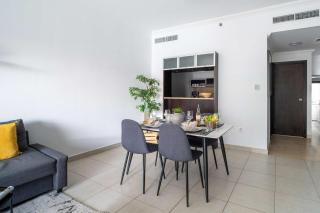 Frank Porter - Marina Quays West Tower - Dubai - 2