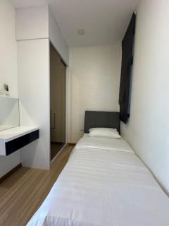 3-5 PAX FAMILY ROOM THE WAVE MELAKA APARTMENTs - - 5