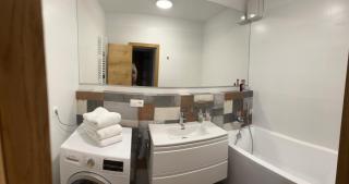 Greenbay Golf Apartments - 6