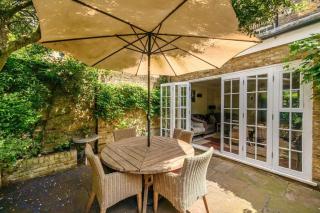 Fairytale Garden House - Next to Victoria Station & Pet Friendly - 9