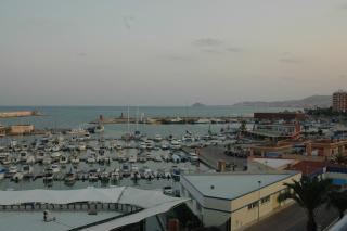 First Line Apartment With Wifi - 0