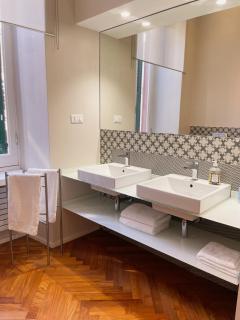 Mirabello Apt, elegant and shiny, 2BDR AC, 2 BTH, Private Parking! - La Spezia - 2