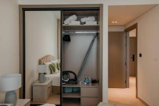 Luxury 1BR in JVC w Pool Gym Parking and Close to Top Attractions - Dubai - 8