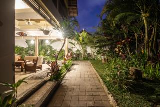 1-BR Private Pool WANDER Villa Seminyak Kunti Utara St - Seminyak - 3