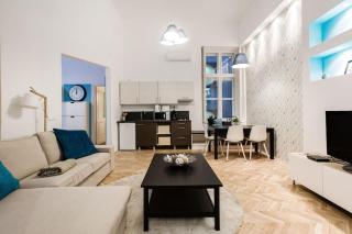 Luxury Apartment St Stephen's Basilica - Budapest - 6