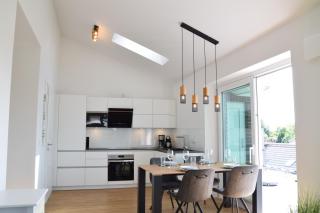 Penthouse No 6 - 8