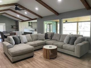 Farm House with River Access to Guadalupe River - 9