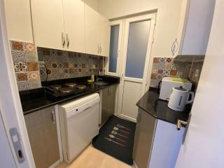 Modern Design, 3BR,AC, 1 min walk from Taksim Square - 5