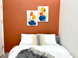 Modern Design, 3BR,AC, 1 min walk from Taksim Square - 6