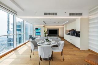Citihome - 1BR Huge with Panoramic View at JLT - Dubai - 7