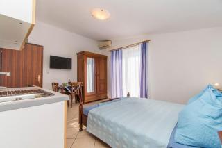 Apartments Antique Ivo - Vodice - 4