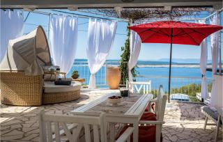 Cozy Home In Crikvenica With Jacuzzi - Crikvenica - 4