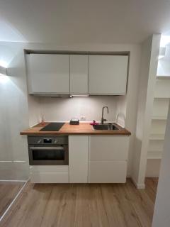 Studio Apartment Near Bocconi - Milan - 9