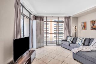 Modern City Oasis with Stunning Ocean View - Cidade Do Cabo - 4