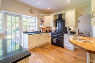 Westgate Cottage T 4 - 9