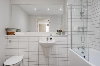 Liverpool City Apartment with Parking & EV - Liverpool - 8
