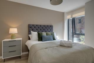 Richmond Row Apartments - Free On-Site Parking, WiFi & EV - 1