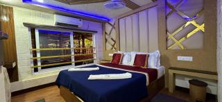 Victoria Houseboats - Alleppey - 2