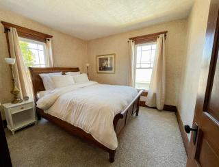 4BR-Beautiful Historic Home - 1