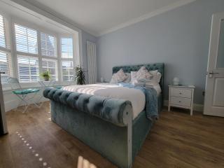 Ingleside Mews - 9