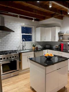 Sparrowhawk House - - 4