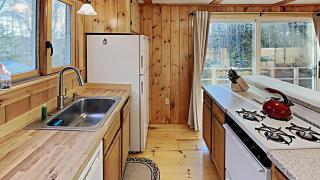 The Smuggler's Retreat - East Boothbay - 2