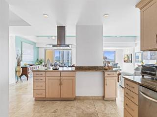 Oceanfront Escape At Aqua Mirage Condo! - 9