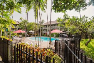 DOWNTOWN Hawaiian Theme Condo with Hot Tub, Pool & Beach - Kona Islander Inn - Kailua-Kona - 8