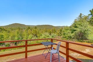 Dog-Friendly Lake George Home 3 Mi to Beach! - Lake George - 0