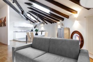 Attic floor venice apartment - Mestre - 0