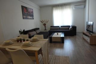 Zoei Apartment - Pristina - 9