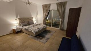 Lavish Private Rooms - 8