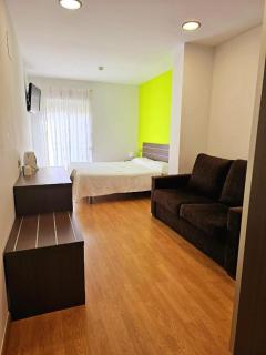 Hotel Clopy Rocamar - Benidorm - 5