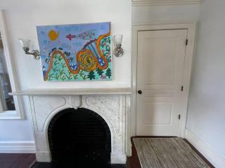 C&J Signature Stays Downtown Apartment - Morristown - 9