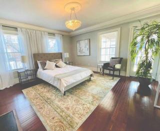C&J Signature Stays Downtown Apartment - Morristown - 3