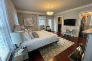 C&J Signature Stays Downtown Apartment - Morristown - 2