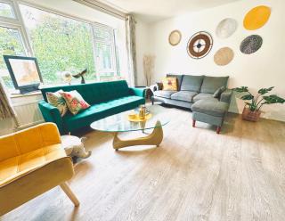 Spacious, stylish appartment close to transport - Londra - 2