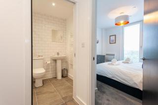 Bright 2 Bed Manchester Apartment by Old Trafford - Manchester - 5